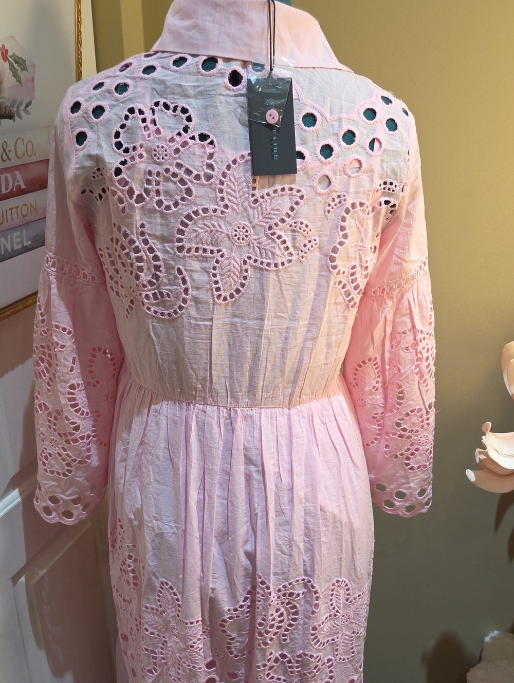 Nwt Large & Mediun Solitaire Pink Eyelet Maxi Dress - Picture 17 of 17